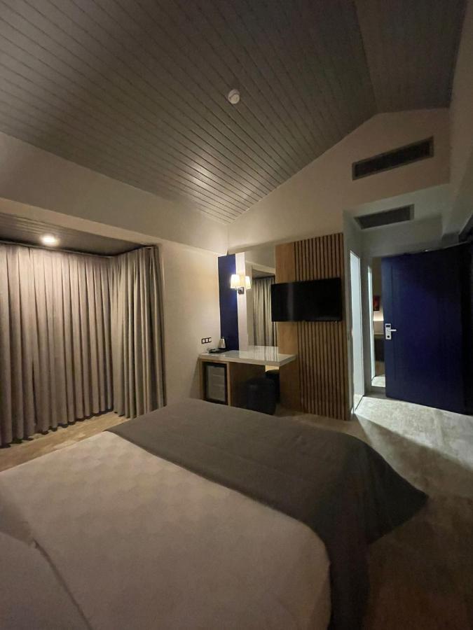 Ariel Hotel Alacatı Bagian luar foto